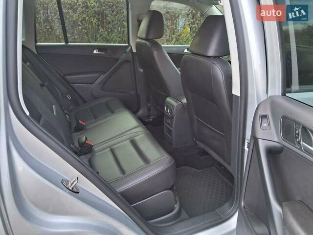 Сірий Фольксваген Тігуан, об'ємом двигуна 2 л та пробігом 190 тис. км за 11650 $, фото 20 на Automoto.ua