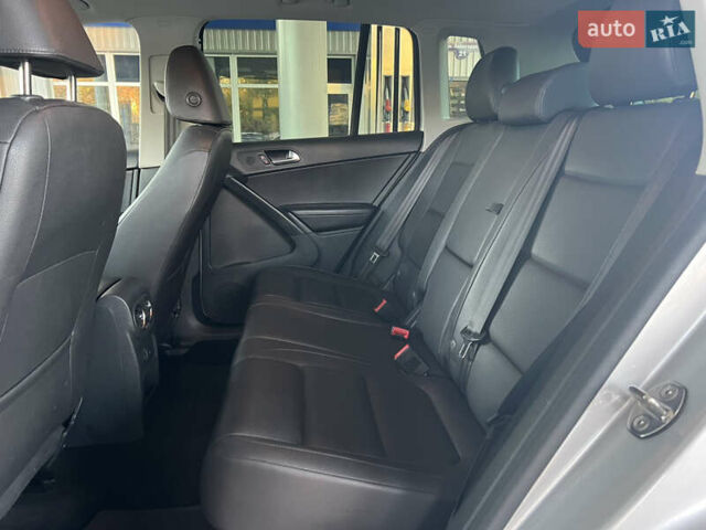 Сірий Фольксваген Тігуан, об'ємом двигуна 1.98 л та пробігом 128 тис. км за 14699 $, фото 9 на Automoto.ua
