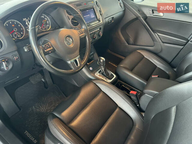 Сірий Фольксваген Тігуан, об'ємом двигуна 1.98 л та пробігом 128 тис. км за 14699 $, фото 5 на Automoto.ua