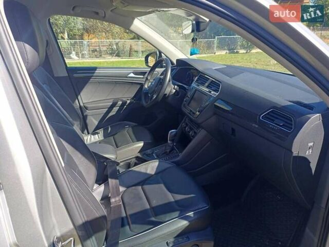 Серый Фольксваген Тигуан, объемом двигателя 1.98 л и пробегом 231 тыс. км за 23000 $, фото 11 на Automoto.ua