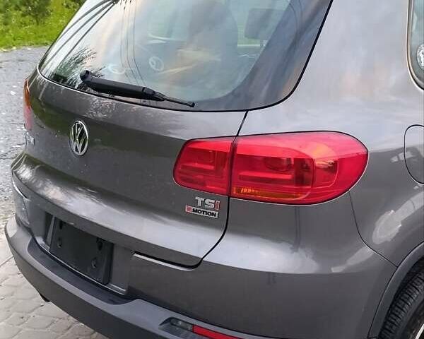 Сірий Фольксваген Тігуан, об'ємом двигуна 2 л та пробігом 205 тис. км за 12200 $, фото 10 на Automoto.ua