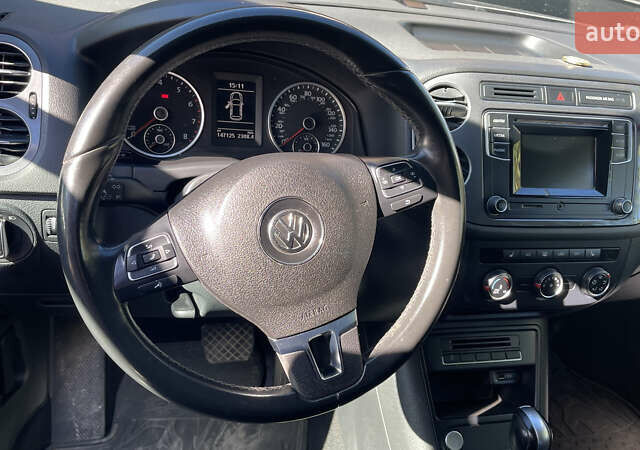 Сірий Фольксваген Тігуан, об'ємом двигуна 1.98 л та пробігом 148 тис. км за 13000 $, фото 22 на Automoto.ua