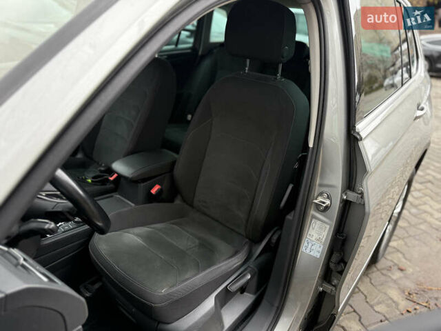 Сірий Фольксваген Тігуан, об'ємом двигуна 1.97 л та пробігом 149 тис. км за 24000 $, фото 18 на Automoto.ua