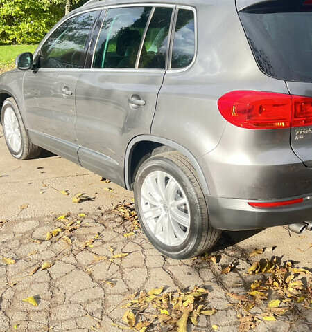 Сірий Фольксваген Тігуан, об'ємом двигуна 1.98 л та пробігом 124 тис. км за 13590 $, фото 10 на Automoto.ua