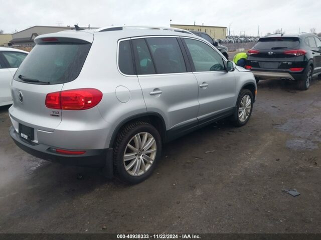 Сірий Фольксваген Тігуан, об'ємом двигуна 2 л та пробігом 151 тис. км за 10800 $, фото 5 на Automoto.ua