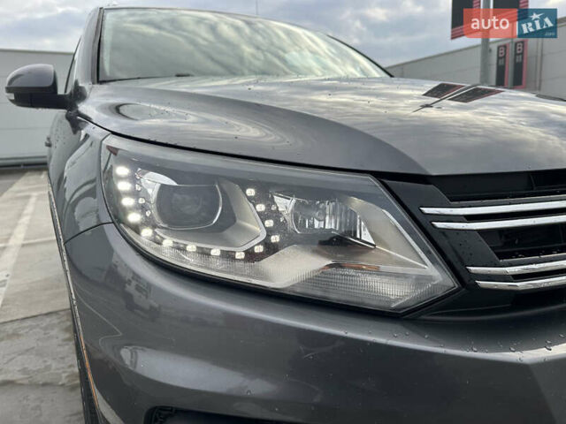 Серый Фольксваген Тигуан, объемом двигателя 1.98 л и пробегом 105 тыс. км за 15400 $, фото 8 на Automoto.ua