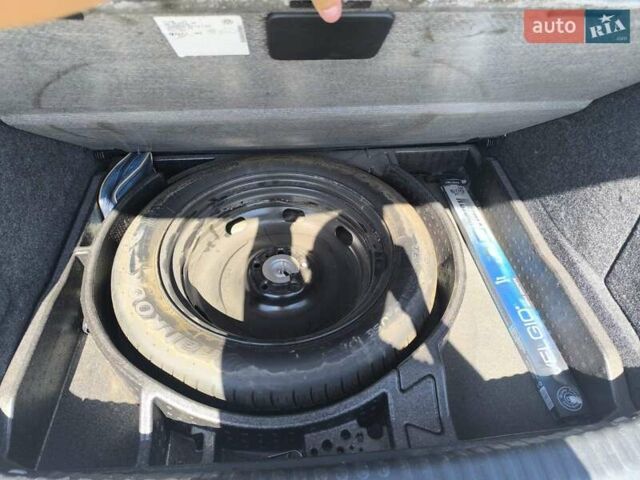 Сірий Фольксваген Тігуан, об'ємом двигуна 1.99 л та пробігом 186 тис. км за 13200 $, фото 15 на Automoto.ua