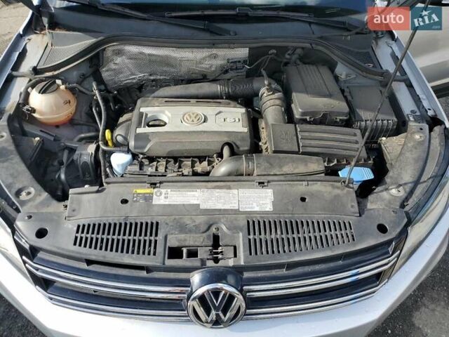 Серый Фольксваген Тигуан, объемом двигателя 1.98 л и пробегом 109 тыс. км за 2100 $, фото 11 на Automoto.ua