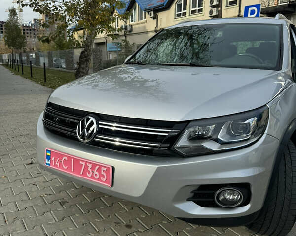 Сірий Фольксваген Тігуан, об'ємом двигуна 2 л та пробігом 175 тис. км за 12750 $, фото 11 на Automoto.ua
