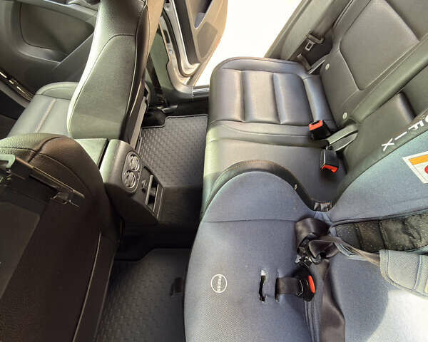 Серый Фольксваген Тигуан, объемом двигателя 1.98 л и пробегом 142 тыс. км за 12800 $, фото 21 на Automoto.ua