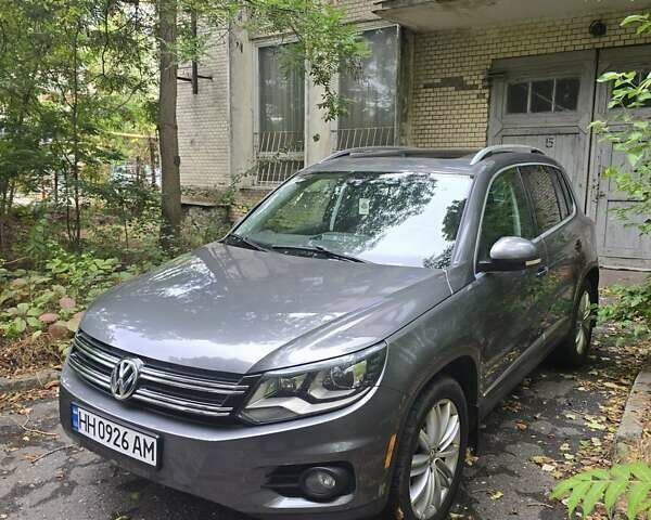 Серый Фольксваген Тигуан, объемом двигателя 1.98 л и пробегом 153 тыс. км за 14300 $, фото 8 на Automoto.ua