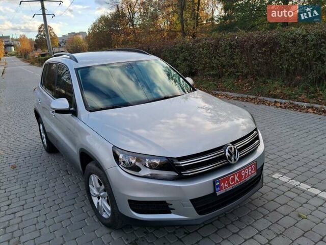 Сірий Фольксваген Тігуан, об'ємом двигуна 2 л та пробігом 190 тис. км за 11650 $, фото 27 на Automoto.ua