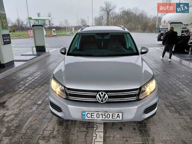 Серый Фольксваген Тигуан, объемом двигателя 1.98 л и пробегом 143 тыс. км за 12950 $, фото 1 на Automoto.ua