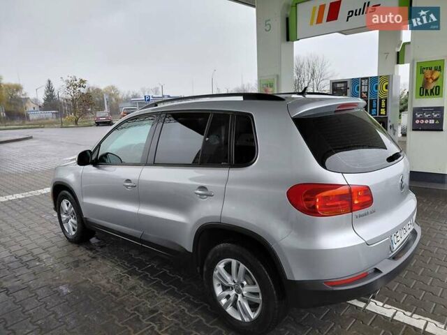 Серый Фольксваген Тигуан, объемом двигателя 1.98 л и пробегом 143 тыс. км за 12950 $, фото 5 на Automoto.ua