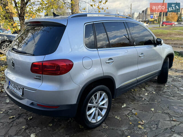 Серый Фольксваген Тигуан, объемом двигателя 1.98 л и пробегом 115 тыс. км за 12999 $, фото 5 на Automoto.ua