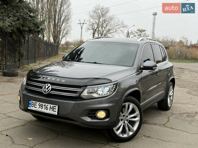 Серый Фольксваген Тигуан, объемом двигателя 2 л и пробегом 163 тыс. км за 15700 $, фото 1 на Automoto.ua