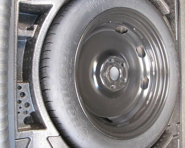 Серый Фольксваген Тигуан, объемом двигателя 2 л и пробегом 186 тыс. км за 14900 $, фото 54 на Automoto.ua