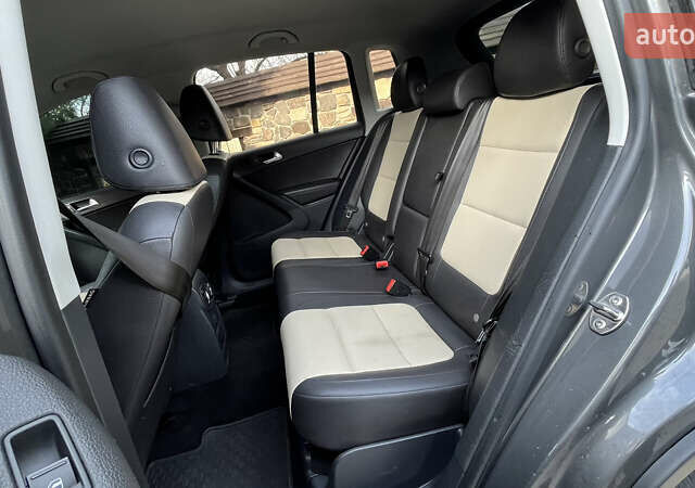 Сірий Фольксваген Тігуан, об'ємом двигуна 1.98 л та пробігом 234 тис. км за 9999 $, фото 19 на Automoto.ua