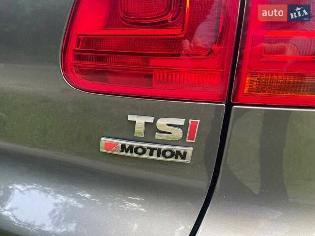 Сірий Фольксваген Тігуан, об'ємом двигуна 2 л та пробігом 133 тис. км за 13499 $, фото 29 на Automoto.ua