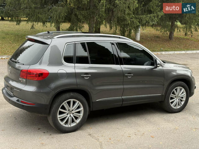 Сірий Фольксваген Тігуан, об'ємом двигуна 1.99 л та пробігом 51 тис. км за 17500 $, фото 23 на Automoto.ua