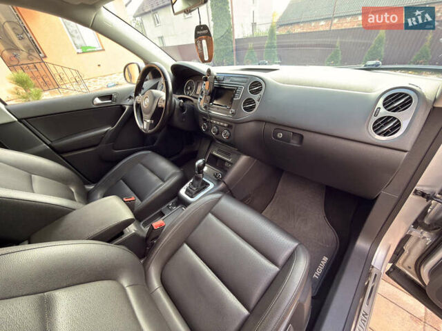 Серый Фольксваген Тигуан, объемом двигателя 1.98 л и пробегом 142 тыс. км за 12800 $, фото 33 на Automoto.ua