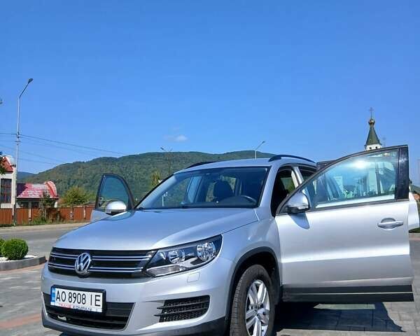 Сірий Фольксваген Тігуан, об'ємом двигуна 1.98 л та пробігом 235 тис. км за 12800 $, фото 4 на Automoto.ua