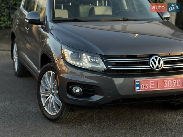 Серый Фольксваген Тигуан, объемом двигателя 2 л и пробегом 199 тыс. км за 12200 $, фото 4 на Automoto.ua