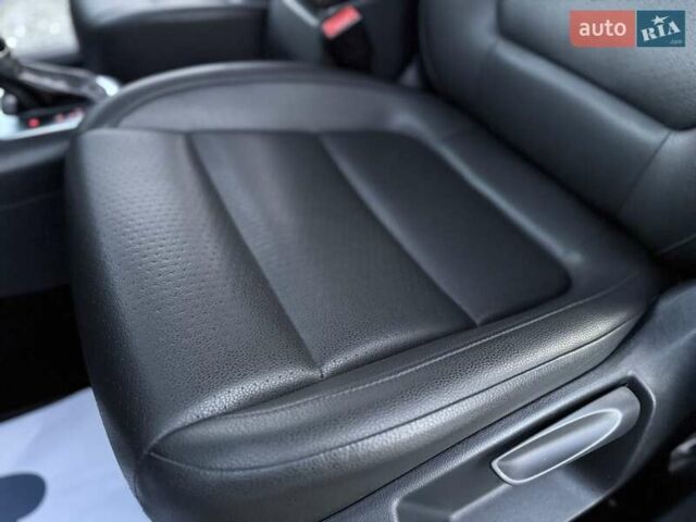 Серый Фольксваген Тигуан, объемом двигателя 2 л и пробегом 135 тыс. км за 11950 $, фото 60 на Automoto.ua