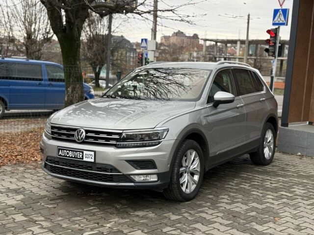 Сірий Фольксваген Тігуан, об'ємом двигуна 2 л та пробігом 149 тис. км за 24000 $, фото 4 на Automoto.ua