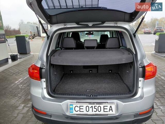 Серый Фольксваген Тигуан, объемом двигателя 1.98 л и пробегом 143 тыс. км за 12950 $, фото 16 на Automoto.ua