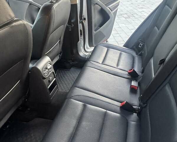 Серый Фольксваген Тигуан, объемом двигателя 1.98 л и пробегом 210 тыс. км за 12900 $, фото 4 на Automoto.ua