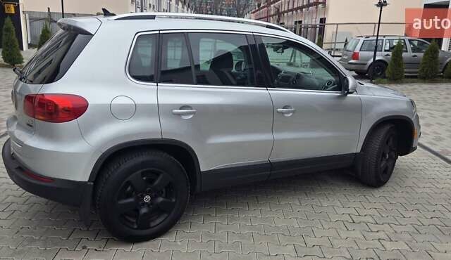 Серый Фольксваген Тигуан, объемом двигателя 1.98 л и пробегом 150 тыс. км за 14500 $, фото 10 на Automoto.ua