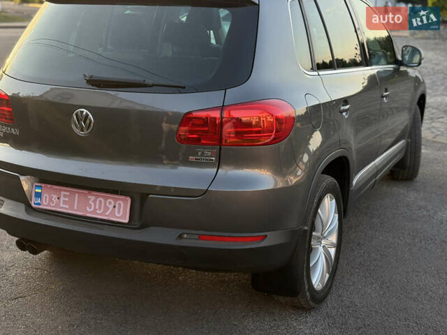Серый Фольксваген Тигуан, объемом двигателя 2 л и пробегом 199 тыс. км за 12200 $, фото 12 на Automoto.ua