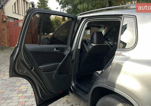 Сірий Фольксваген Тігуан, об'ємом двигуна 1.98 л та пробігом 234 тис. км за 9999 $, фото 21 на Automoto.ua