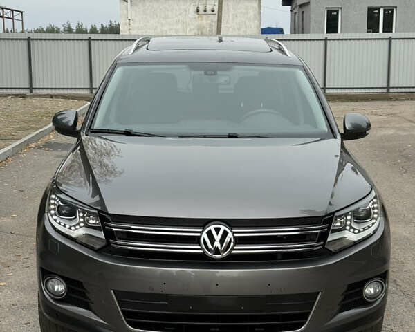 Сірий Фольксваген Тігуан, об'ємом двигуна 1.99 л та пробігом 51 тис. км за 17500 $, фото 17 на Automoto.ua