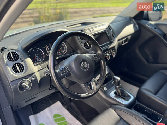 Серый Фольксваген Тигуан, объемом двигателя 1.98 л и пробегом 115 тыс. км за 12999 $, фото 12 на Automoto.ua