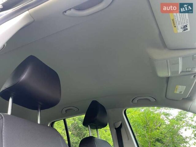 Сірий Фольксваген Тігуан, об'ємом двигуна 2 л та пробігом 133 тис. км за 13499 $, фото 31 на Automoto.ua