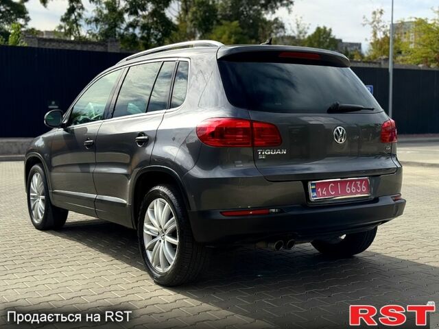 Серый Фольксваген Тигуан, объемом двигателя 2 л и пробегом 160 тыс. км за 13500 $, фото 5 на Automoto.ua