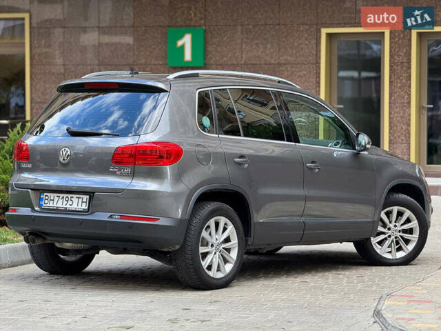 Серый Фольксваген Тигуан, объемом двигателя 1.97 л и пробегом 124 тыс. км за 17200 $, фото 11 на Automoto.ua