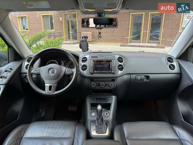 Серый Фольксваген Тигуан, объемом двигателя 1.97 л и пробегом 124 тыс. км за 17200 $, фото 24 на Automoto.ua