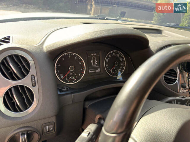 Серый Фольксваген Тигуан, объемом двигателя 1.98 л и пробегом 142 тыс. км за 12800 $, фото 31 на Automoto.ua