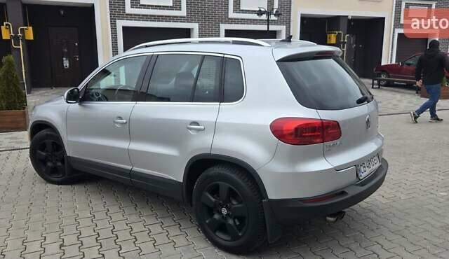 Серый Фольксваген Тигуан, объемом двигателя 1.98 л и пробегом 150 тыс. км за 14500 $, фото 5 на Automoto.ua