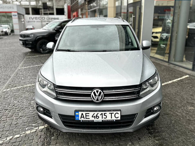 Серый Фольксваген Тигуан, объемом двигателя 1.39 л и пробегом 154 тыс. км за 14500 $, фото 4 на Automoto.ua