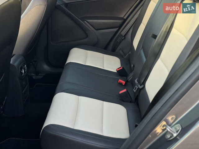 Серый Фольксваген Тигуан, объемом двигателя 2 л и пробегом 199 тыс. км за 12200 $, фото 18 на Automoto.ua