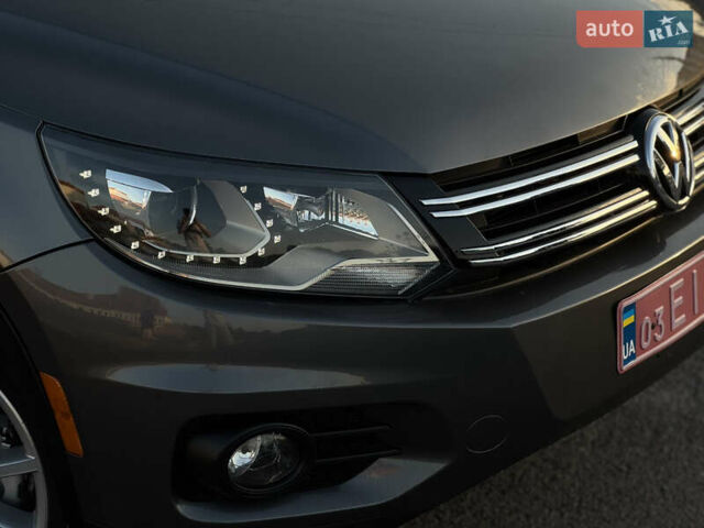 Серый Фольксваген Тигуан, объемом двигателя 2 л и пробегом 199 тыс. км за 12200 $, фото 8 на Automoto.ua