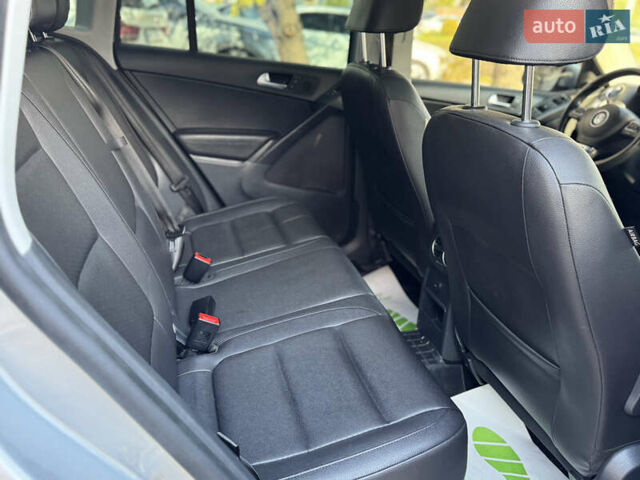 Серый Фольксваген Тигуан, объемом двигателя 1.98 л и пробегом 115 тыс. км за 12999 $, фото 8 на Automoto.ua