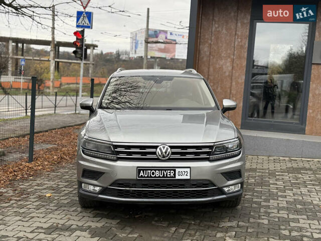 Сірий Фольксваген Тігуан, об'ємом двигуна 1.97 л та пробігом 149 тис. км за 24000 $, фото 2 на Automoto.ua