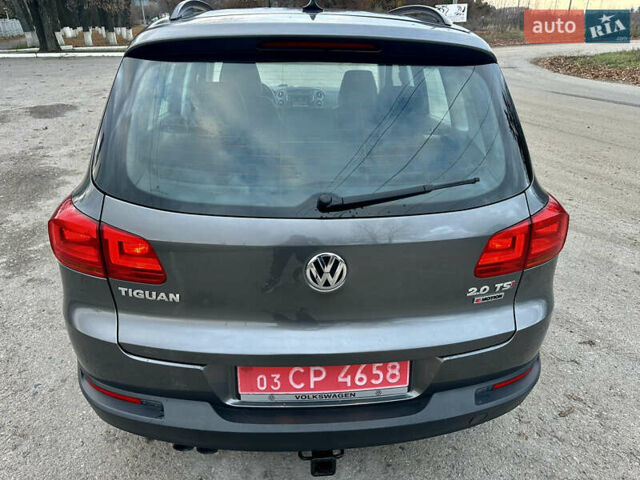 Сірий Фольксваген Тігуан, об'ємом двигуна 2 л та пробігом 150 тис. км за 12300 $, фото 14 на Automoto.ua