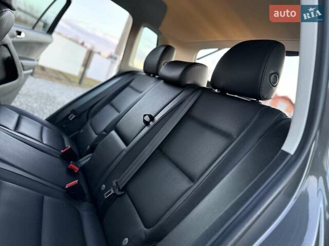 Серый Фольксваген Тигуан, объемом двигателя 2 л и пробегом 135 тыс. км за 11950 $, фото 66 на Automoto.ua