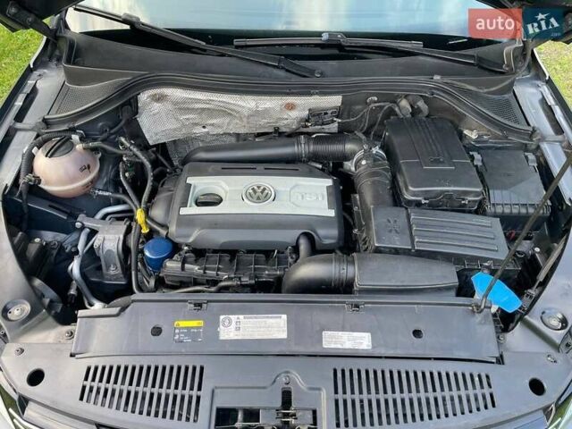 Сірий Фольксваген Тігуан, об'ємом двигуна 2 л та пробігом 133 тис. км за 13499 $, фото 35 на Automoto.ua